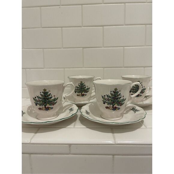 Nikko Ceramics Other - Vintage Nikko Ceramics Christmastime Teacups (4)